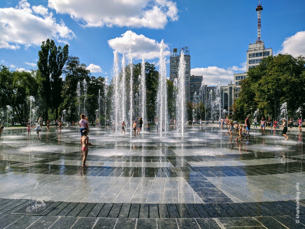 Сухой фонтан в Харькове. Фото, видео, обзор.
