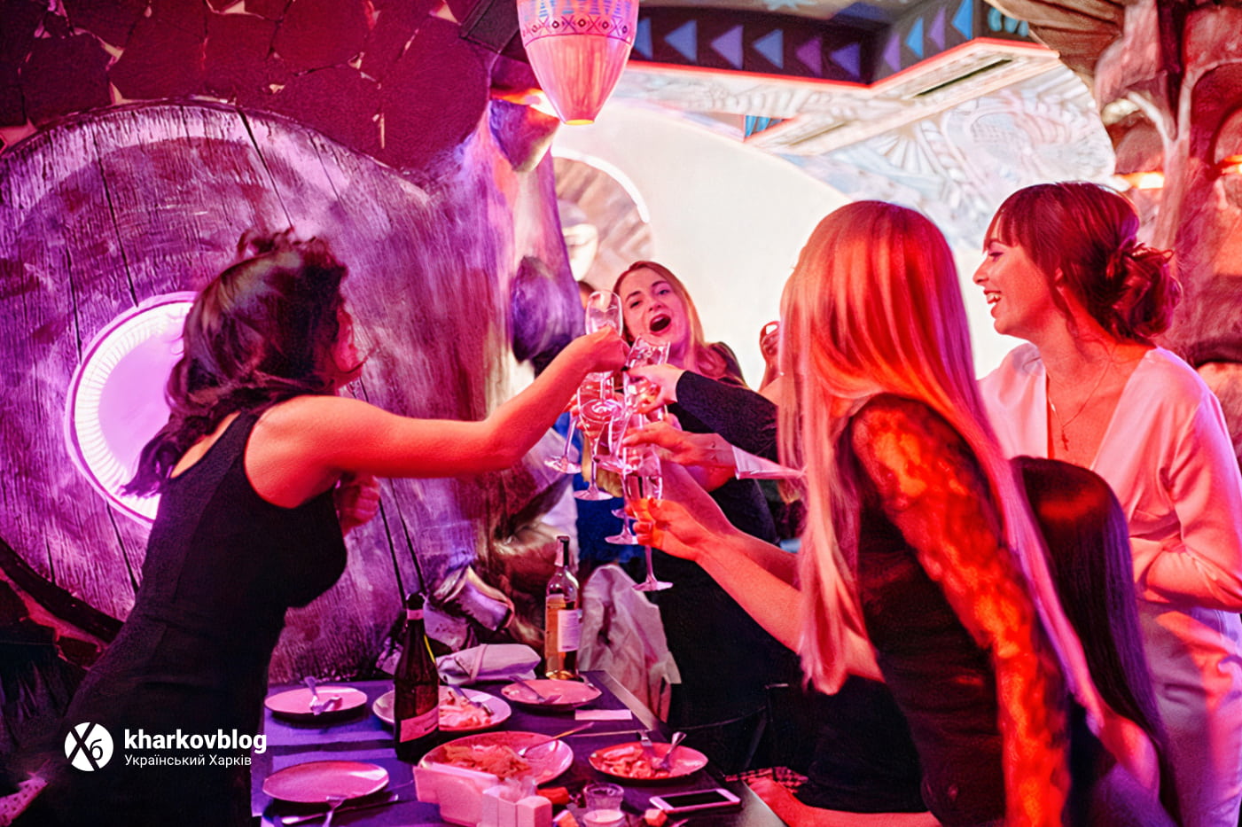Fiji Lounge Bar: отличное место для проведения девичника в Киеве