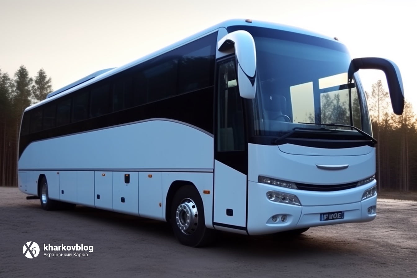 Автобус на 30 мест от компании "Мегатранс": Комфорт и Надежность в Транспортных Перевозках